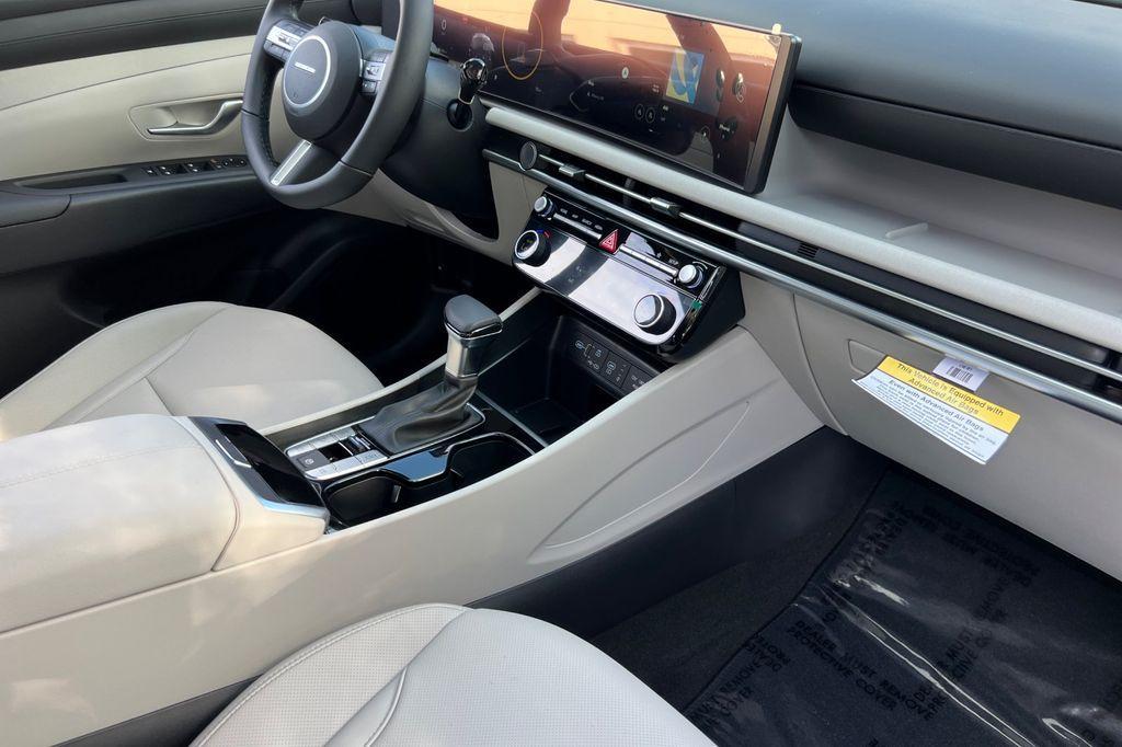 new 2025 Hyundai Tucson car, priced at $33,942