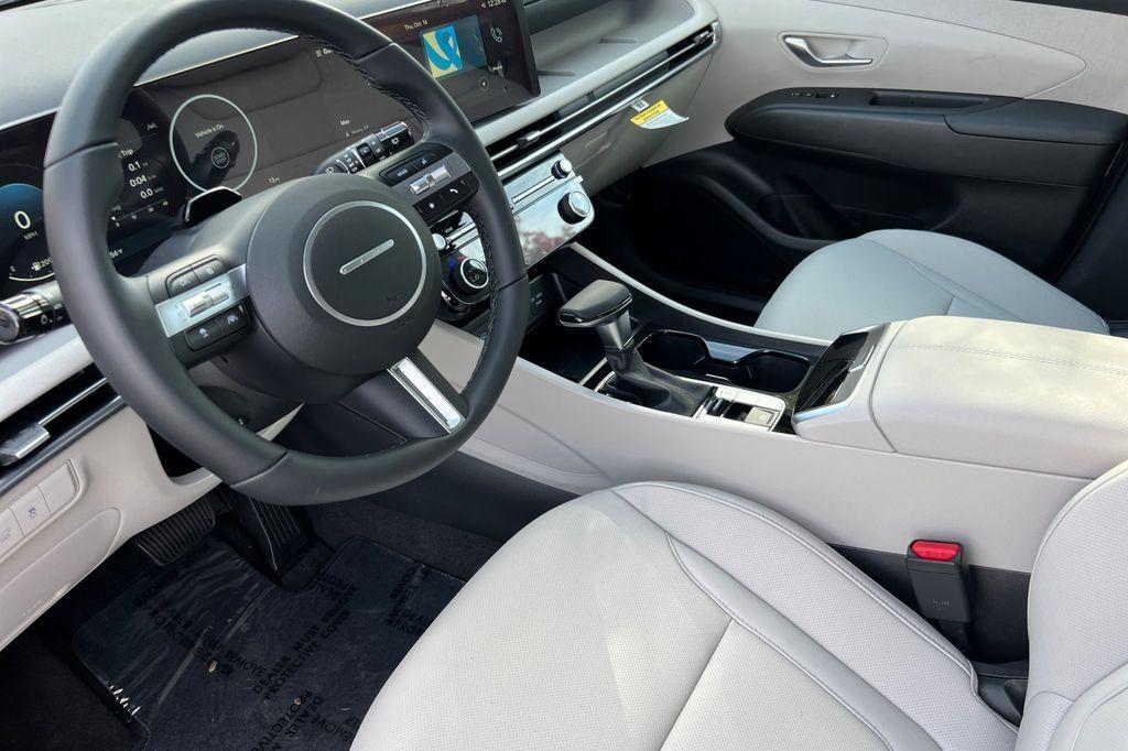 new 2025 Hyundai Tucson car, priced at $33,942
