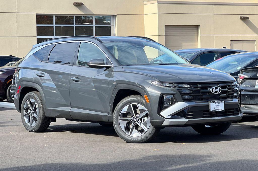 new 2025 Hyundai Tucson car, priced at $33,942