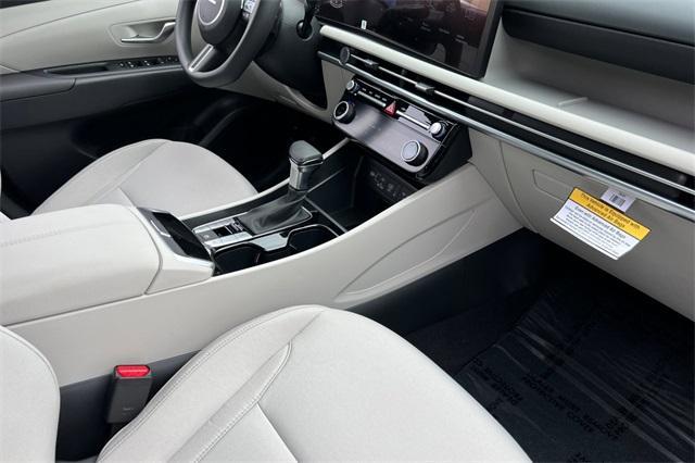 new 2025 Hyundai Tucson car, priced at $31,226