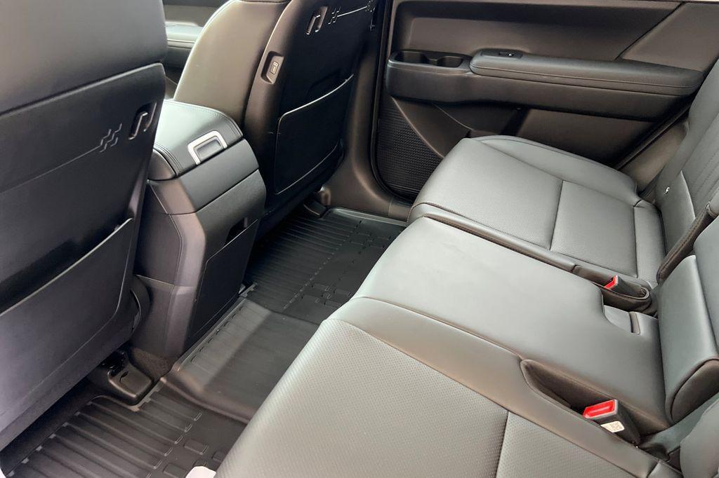 new 2026 Hyundai SANTA FE HEV car, priced at $42,462