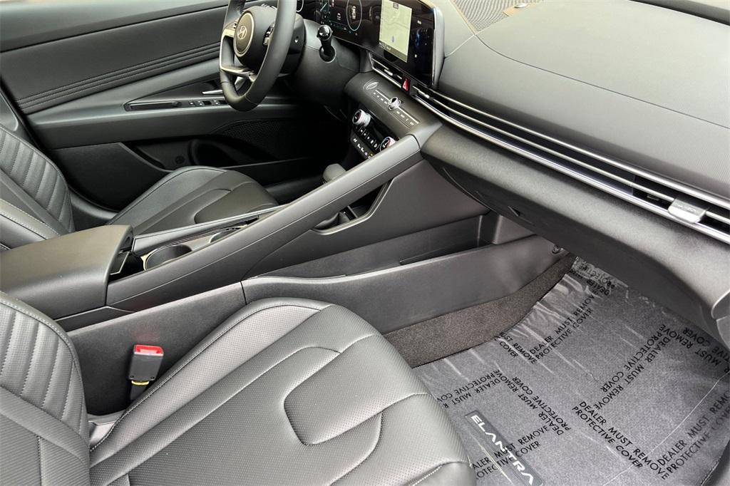 new 2025 Hyundai ELANTRA HEV car, priced at $27,806