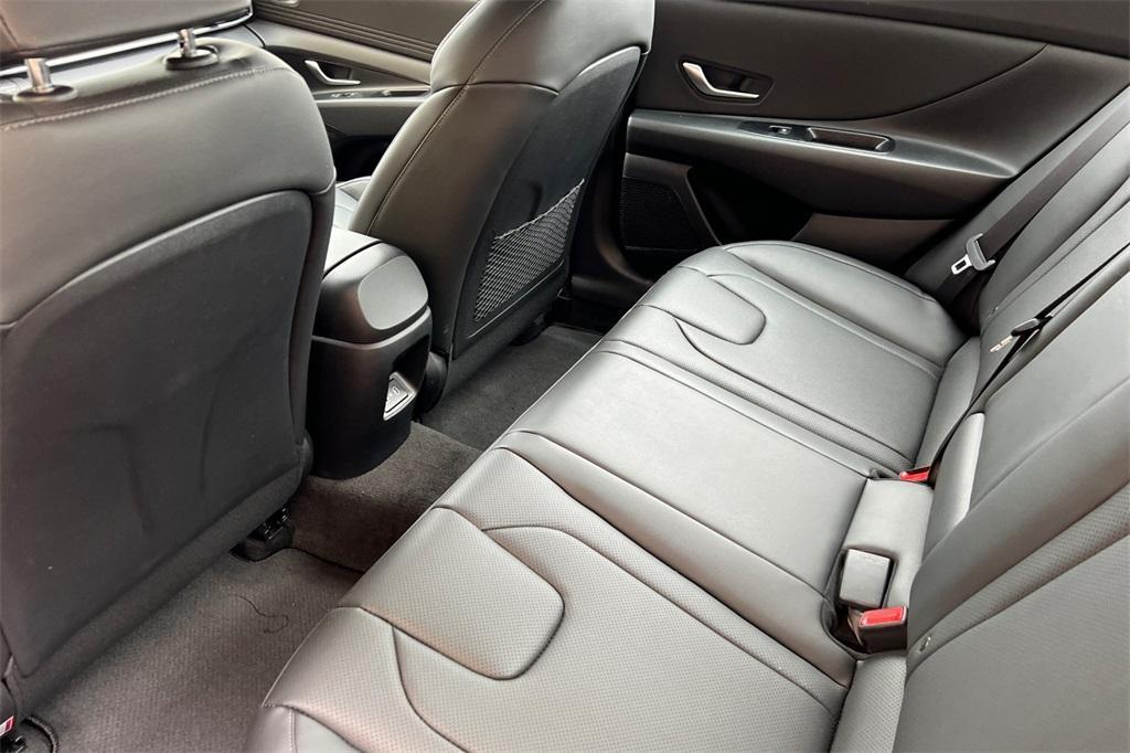 new 2025 Hyundai ELANTRA HEV car, priced at $27,806