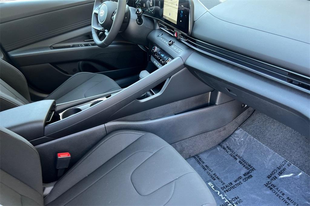 new 2025 Hyundai ELANTRA HEV car, priced at $25,649