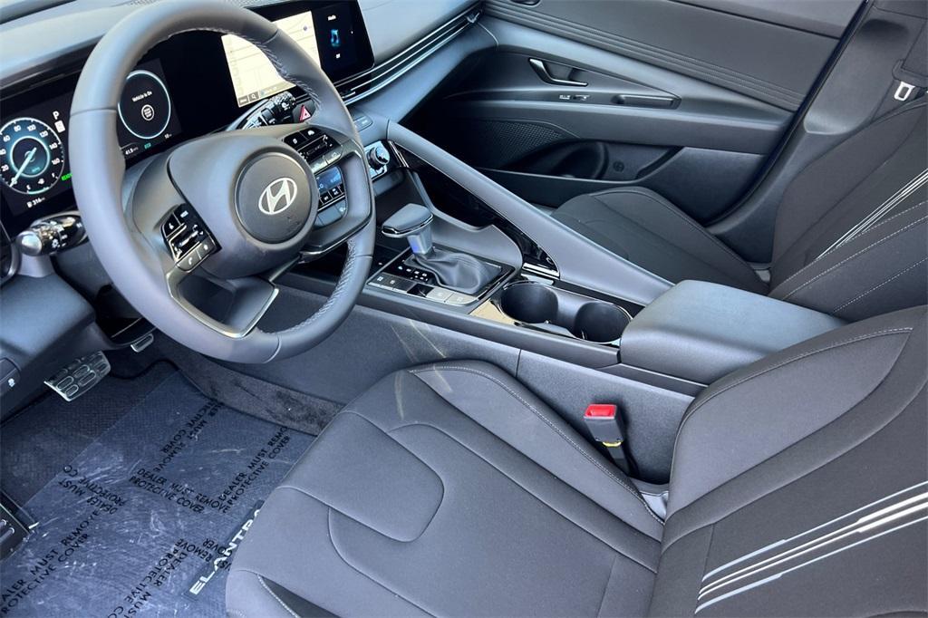 new 2025 Hyundai ELANTRA HEV car, priced at $25,649
