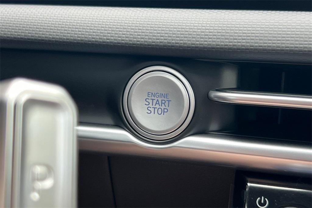 new 2025 Hyundai TUCSON Hybrid car, priced at $33,296