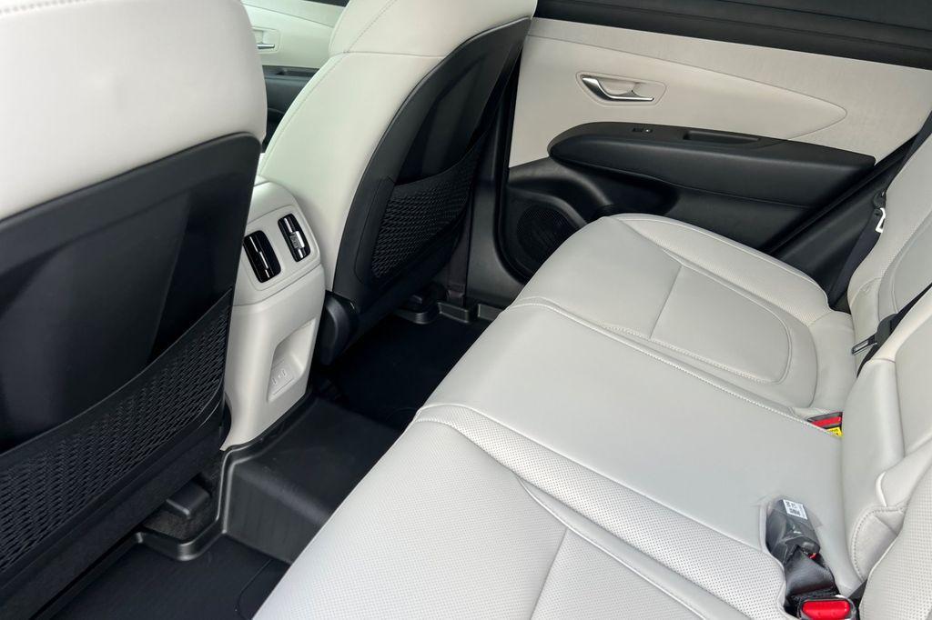 new 2025 Hyundai TUCSON Hybrid car, priced at $34,264