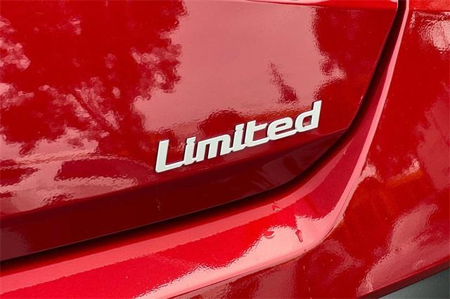 new 2025 Hyundai Elantra car, priced at $25,117