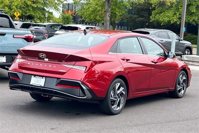 new 2025 Hyundai Elantra car, priced at $25,117