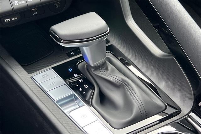 new 2025 Hyundai Elantra car, priced at $25,117