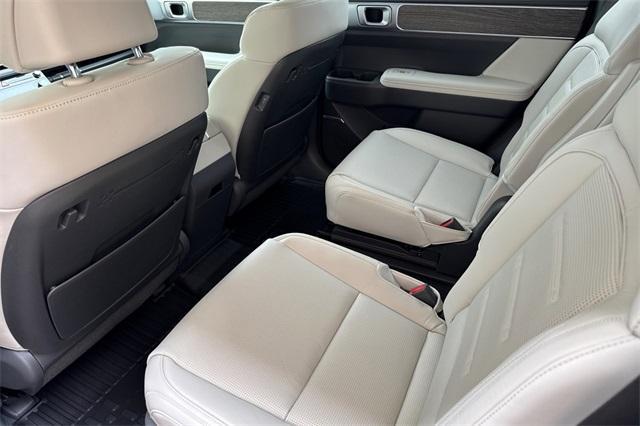 new 2026 Hyundai SANTA FE HEV car, priced at $52,301