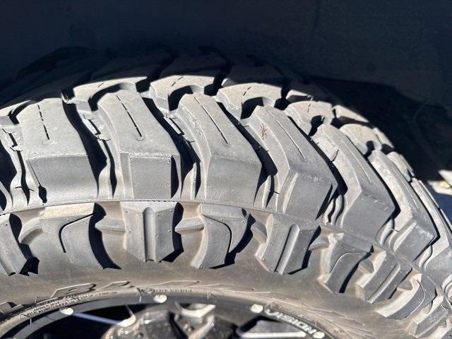 used 2014 Jeep Wrangler Unlimited car, priced at $18,500