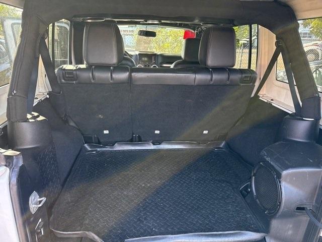 used 2014 Jeep Wrangler Unlimited car, priced at $18,500