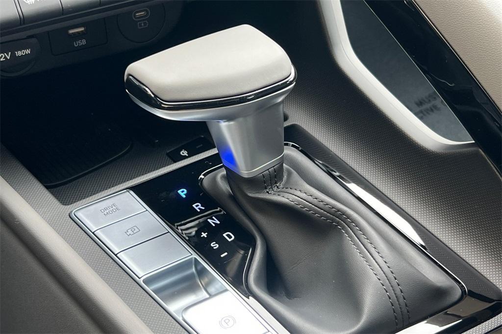 new 2025 Hyundai ELANTRA HEV car, priced at $25,914
