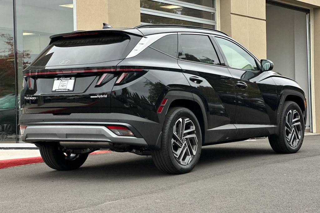 new 2025 Hyundai TUCSON Hybrid car, priced at $40,024