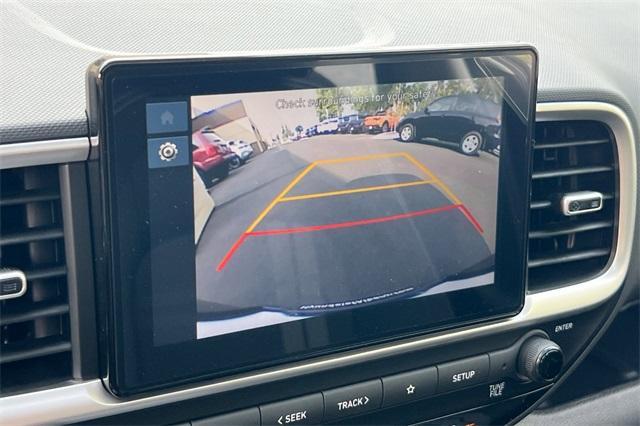 new 2025 Hyundai Venue car, priced at $22,273
