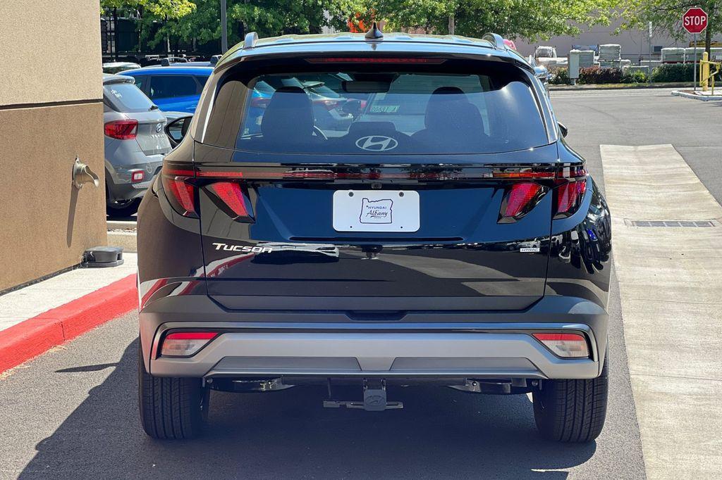 new 2025 Hyundai Tucson car, priced at $31,204