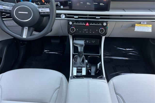 new 2025 Hyundai Tucson car