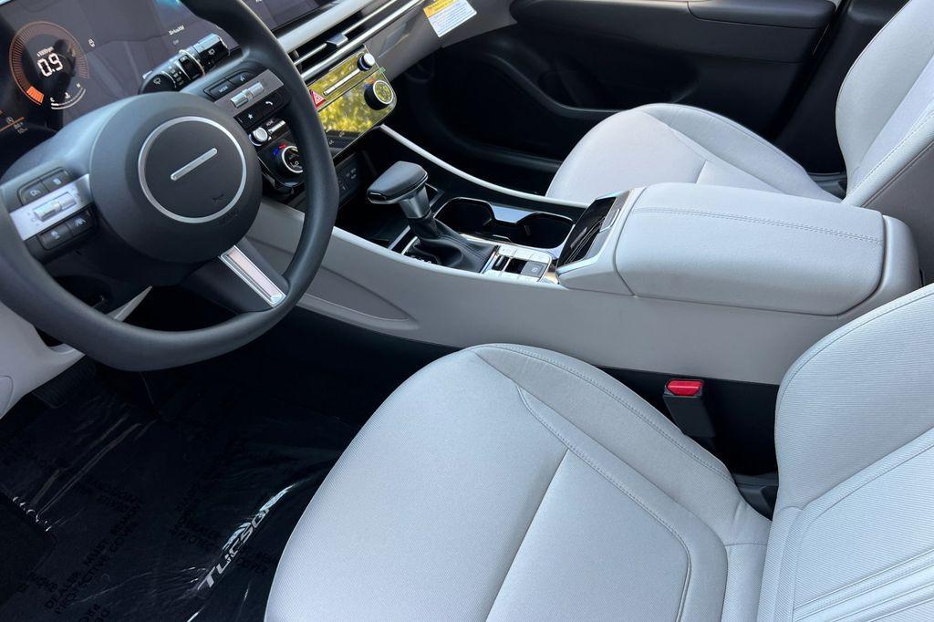 new 2025 Hyundai Tucson car, priced at $31,204