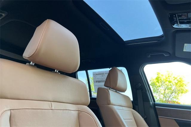 new 2025 Hyundai SANTA FE HEV car, priced at $44,995