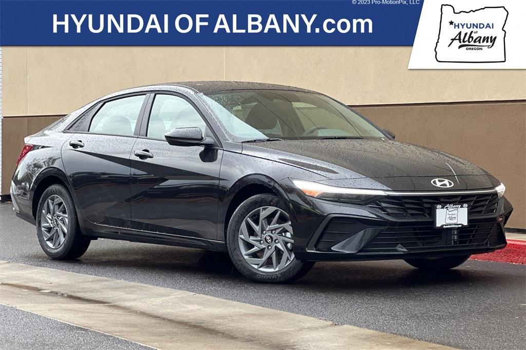 new 2026 Hyundai ELANTRA HEV car