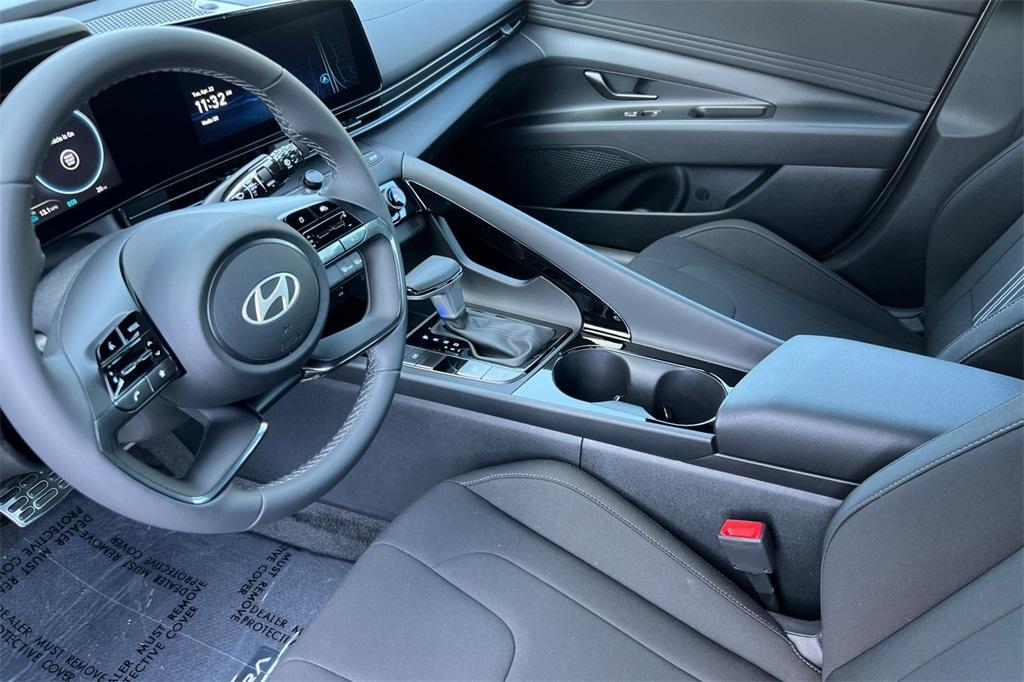 new 2025 Hyundai ELANTRA HEV car, priced at $25,736