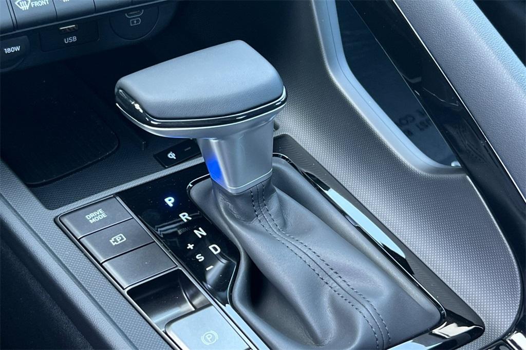new 2025 Hyundai ELANTRA HEV car, priced at $25,736
