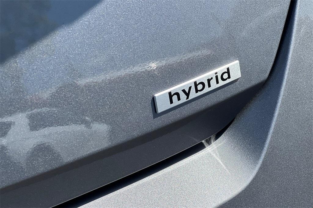 new 2025 Hyundai ELANTRA HEV car, priced at $25,736