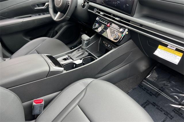 new 2025 Hyundai Tucson car, priced at $33,904