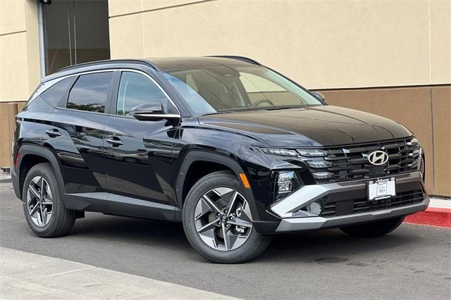 new 2025 Hyundai Tucson car, priced at $33,904