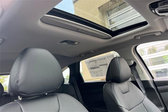 new 2025 Hyundai Tucson car, priced at $33,904
