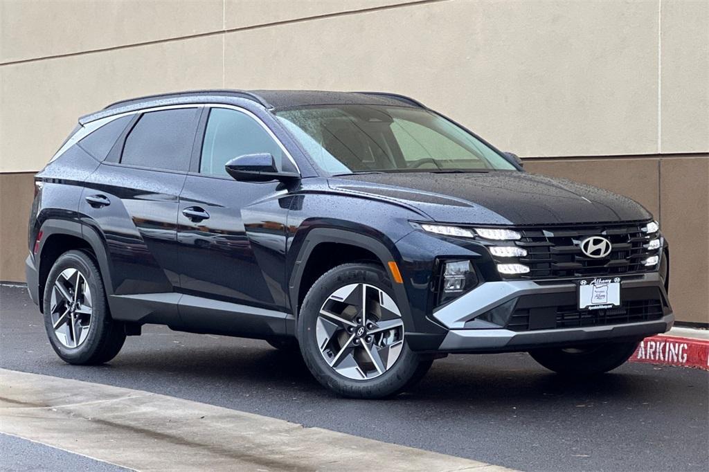 new 2026 Hyundai TUCSON Hybrid car, priced at $35,668