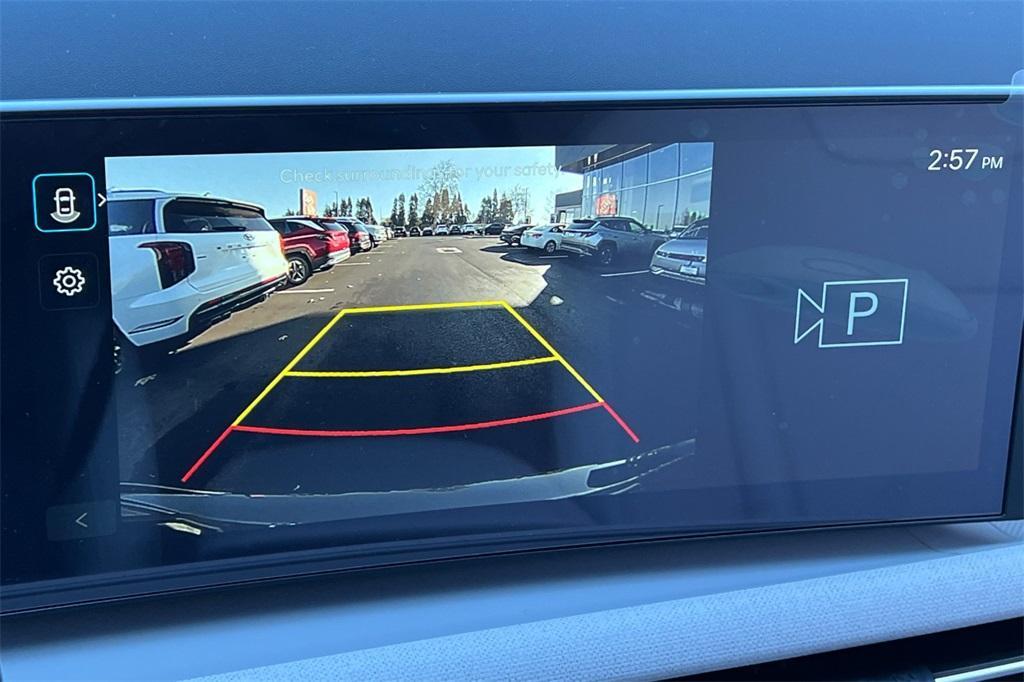 new 2025 Hyundai TUCSON Hybrid car, priced at $34,335