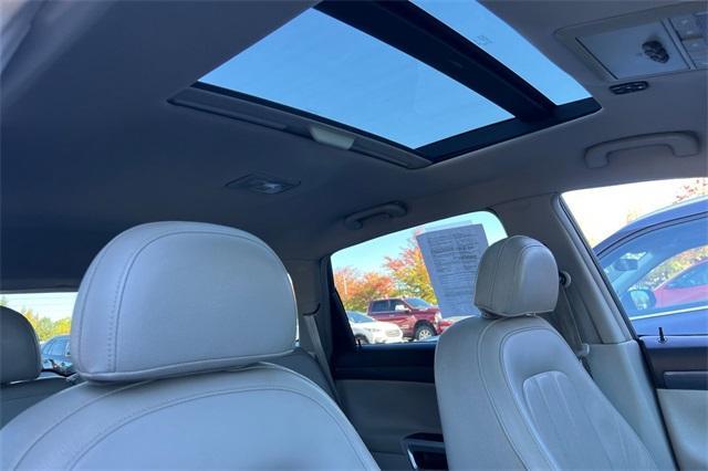 used 2008 Saturn Vue car, priced at $4,999