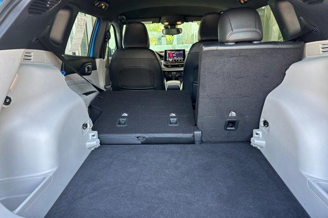 used 2023 Jeep Compass car, priced at $20,250
