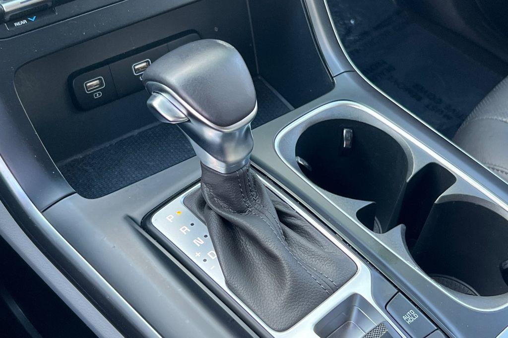 used 2023 Kia Carnival car, priced at $33,500