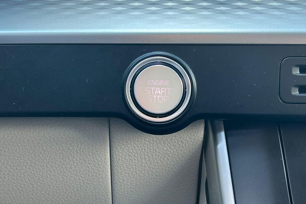 used 2023 Kia Carnival car, priced at $33,500