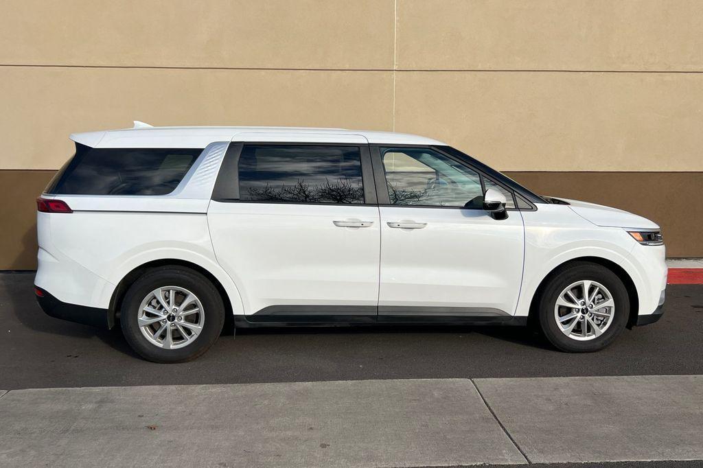 used 2023 Kia Carnival car, priced at $33,500