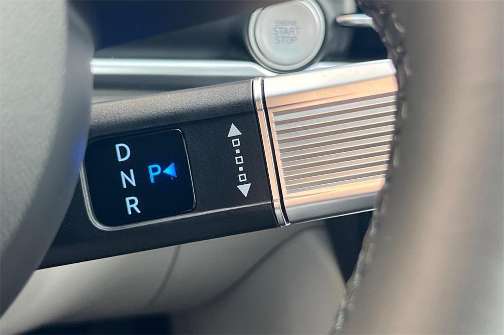 new 2026 Hyundai TUCSON Hybrid car, priced at $43,661