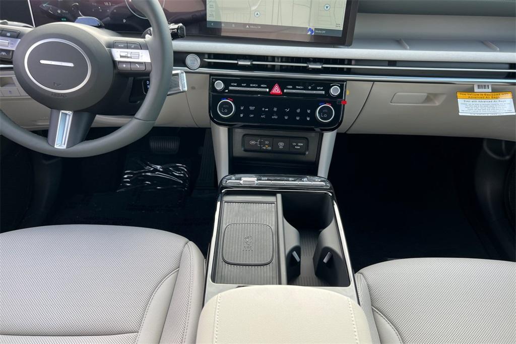 new 2026 Hyundai TUCSON Hybrid car, priced at $43,661