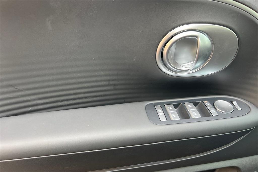 new 2026 Hyundai IONIQ 9 car, priced at $65,287