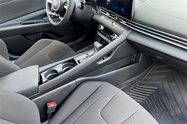 new 2025 Hyundai Elantra car, priced at $23,640