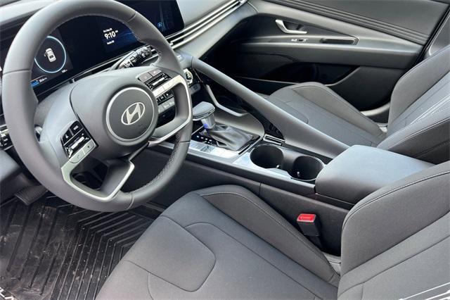 new 2025 Hyundai Elantra car, priced at $23,640