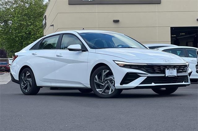 new 2025 Hyundai Elantra car, priced at $23,640