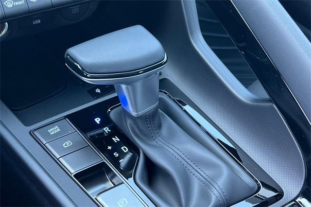 new 2025 Hyundai ELANTRA HEV car, priced at $25,995