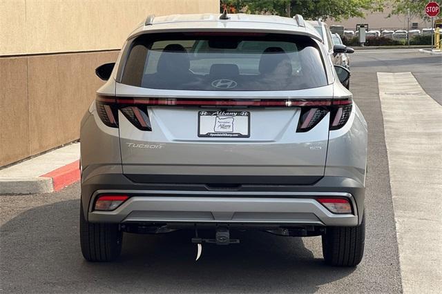 new 2025 Hyundai Tucson car, priced at $33,904