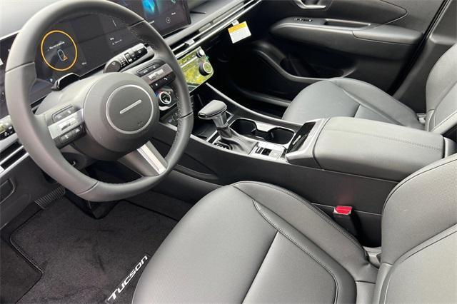 new 2025 Hyundai Tucson car, priced at $33,904