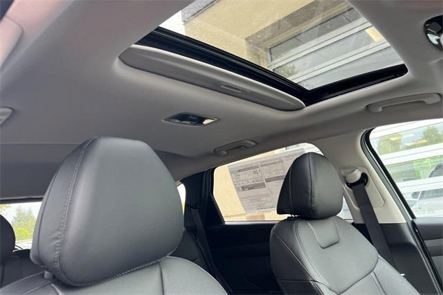 new 2025 Hyundai Tucson car, priced at $33,904