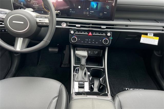 new 2025 Hyundai Tucson car, priced at $33,904