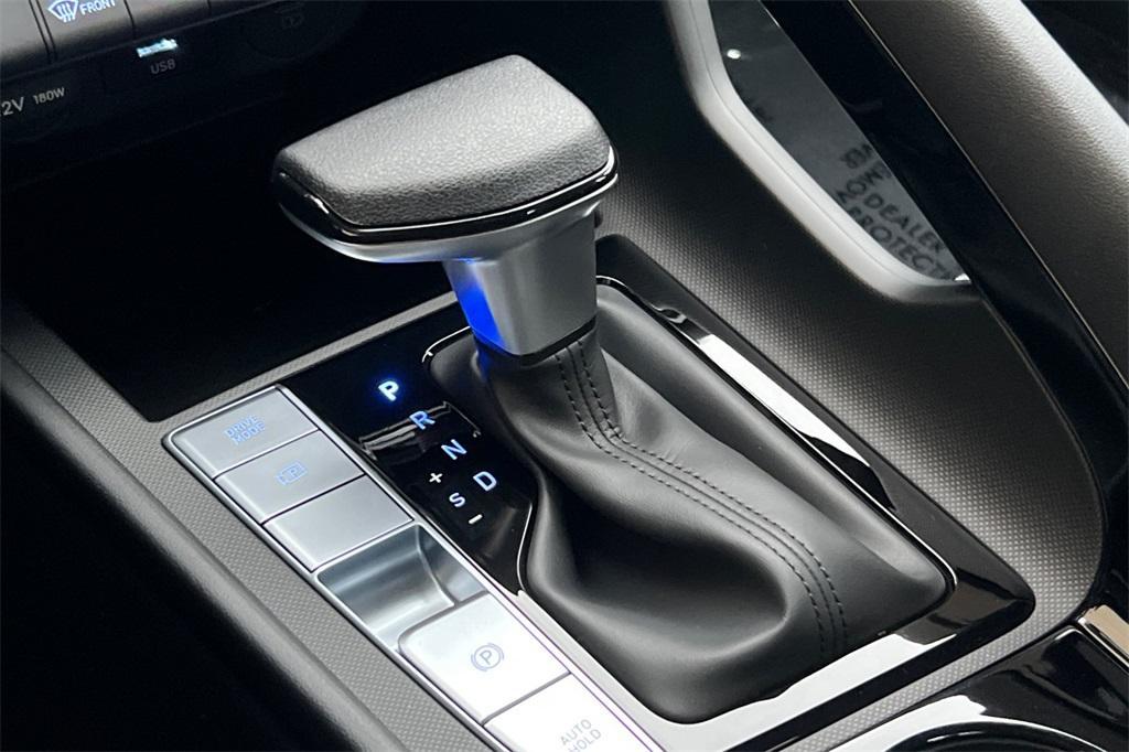 new 2026 Hyundai ELANTRA HEV car, priced at $26,826